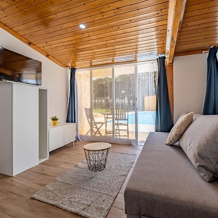 شقة Wake Up With The Sea Breeze- House With Pool Ap1 لافرا المظهر الخارجي الصورة